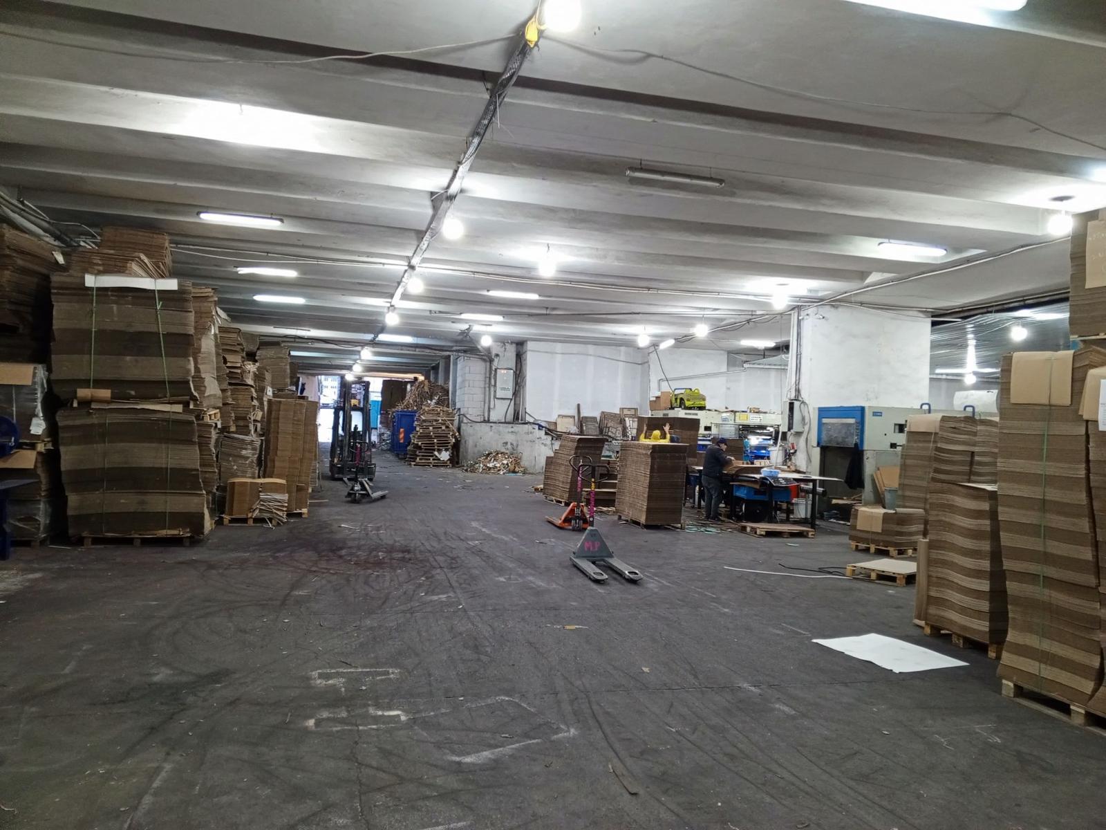 AY&SA depo ve sevkiyat alanı